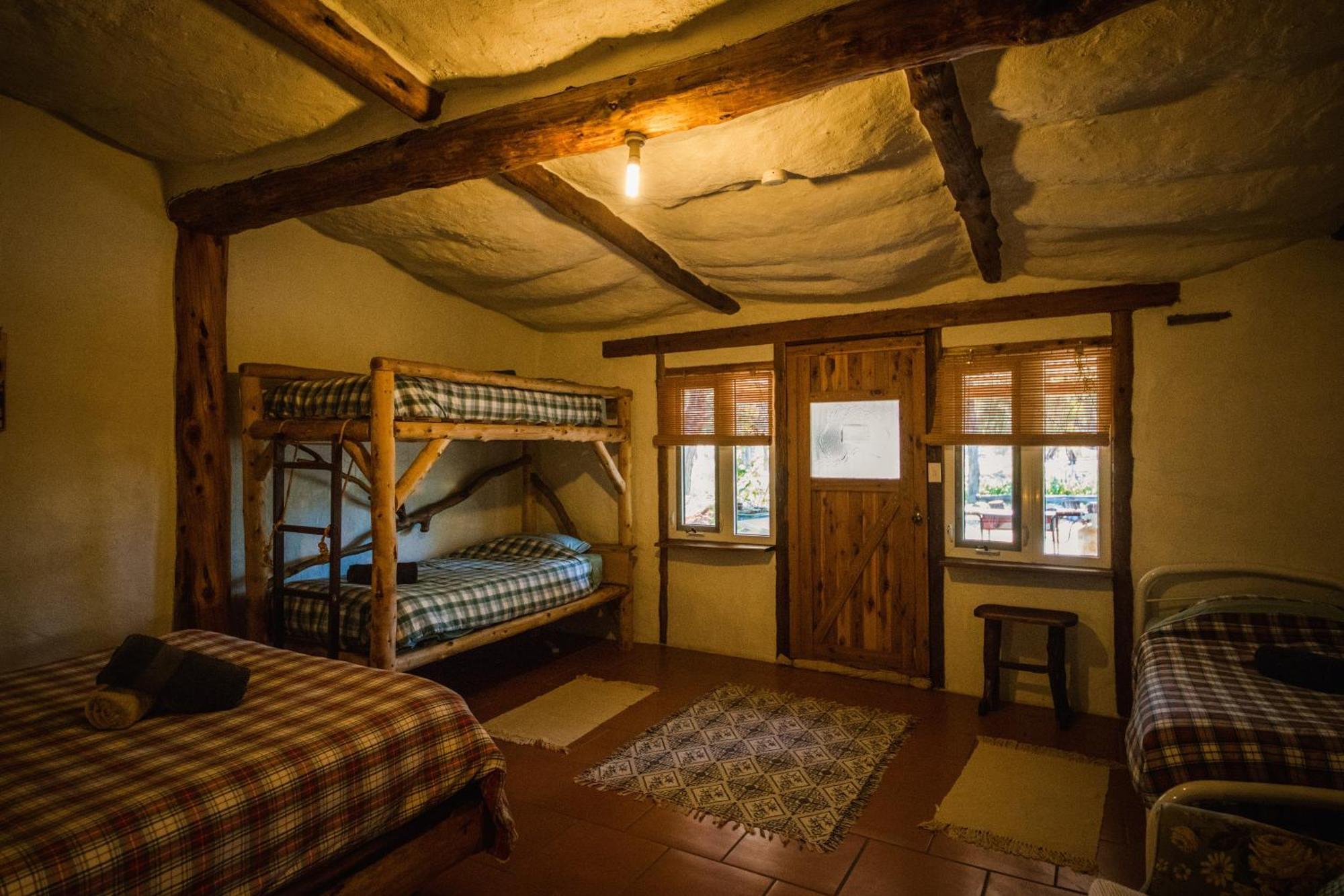Pilliga Pottery Creative Farmstay Coonabarabran Ruang foto
