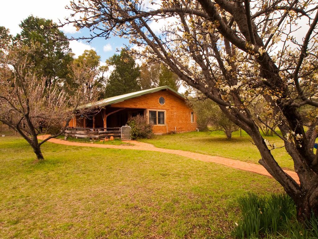 Pilliga Pottery Creative Farmstay Coonabarabran Bagian luar foto